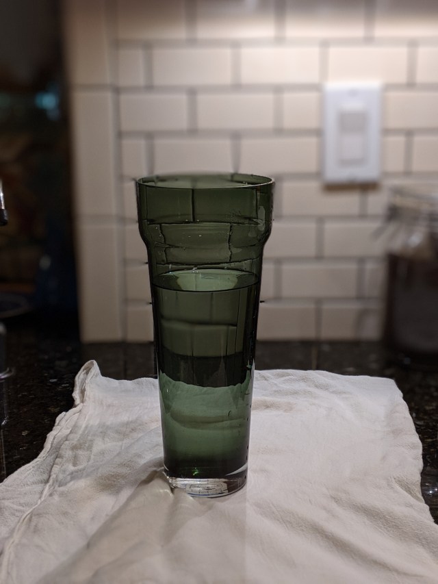 00100lportrait_00100_burst20191020105228287_cover